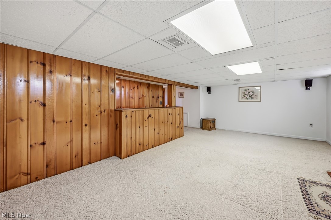 546 Perkinswood Boulevard NE Warren OH 44483