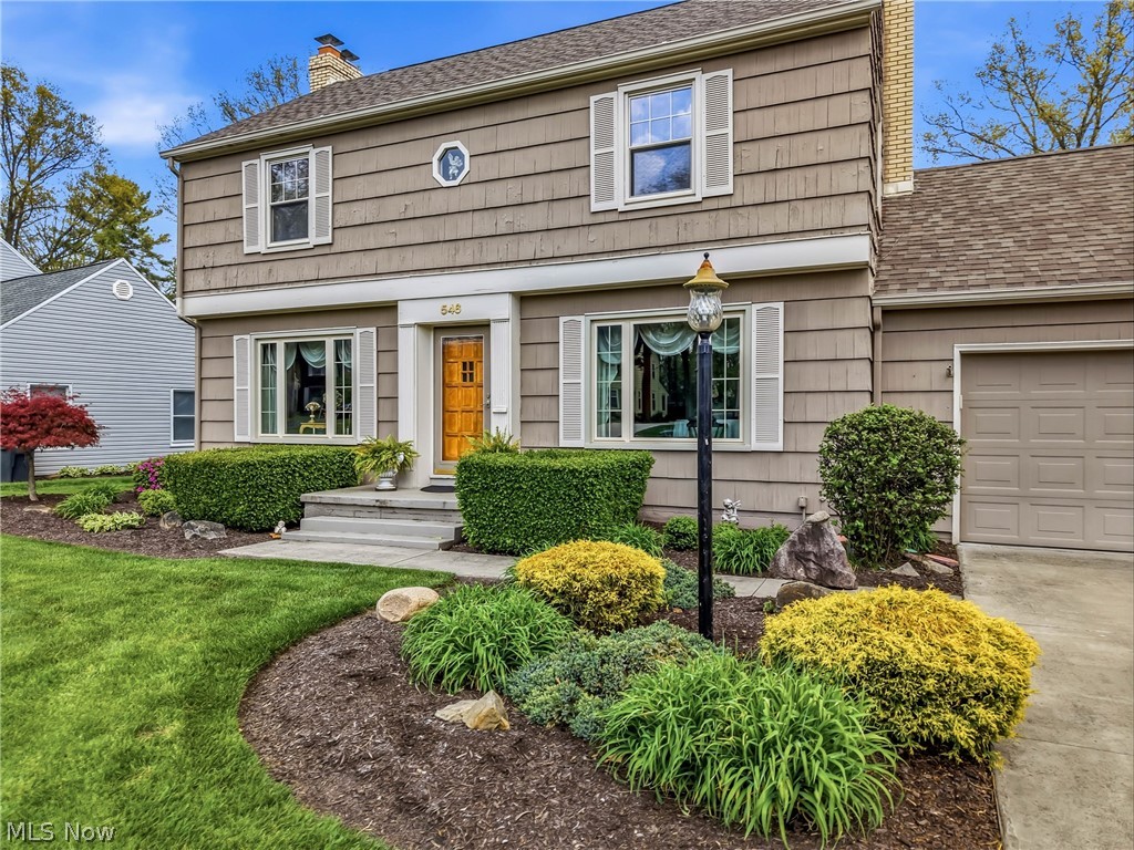 546 Perkinswood Boulevard NE Warren OH 44483