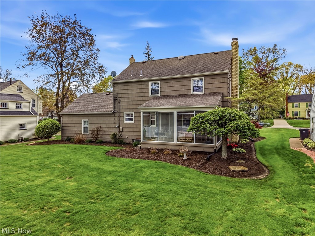 546 Perkinswood Boulevard NE Warren OH 44483