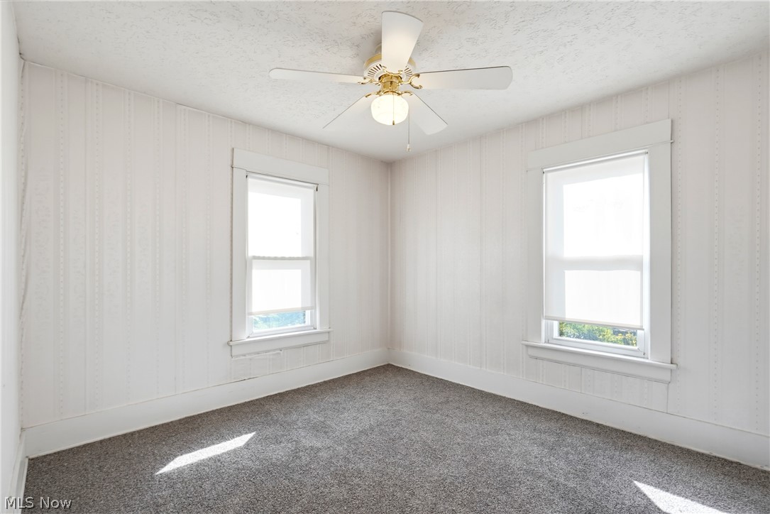 91 Mcnaughton Street Akron OH 44305