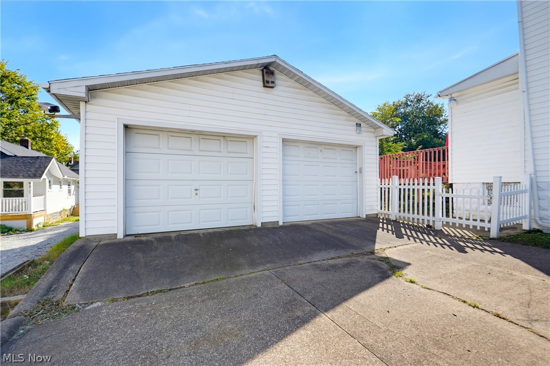 91 Mcnaughton Street Akron OH 44305