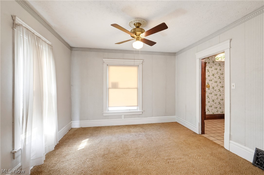 91 Mcnaughton Street Akron OH 44305