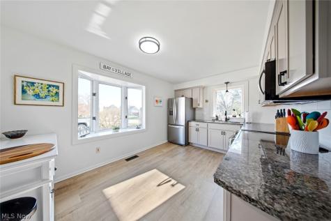 23904 Lake Road Bay Village OH 44140