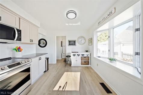 23904 Lake Road Bay Village OH 44140