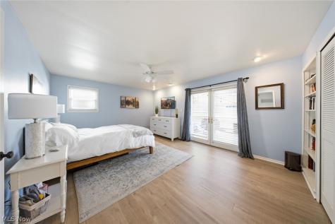 23904 Lake Road Bay Village OH 44140