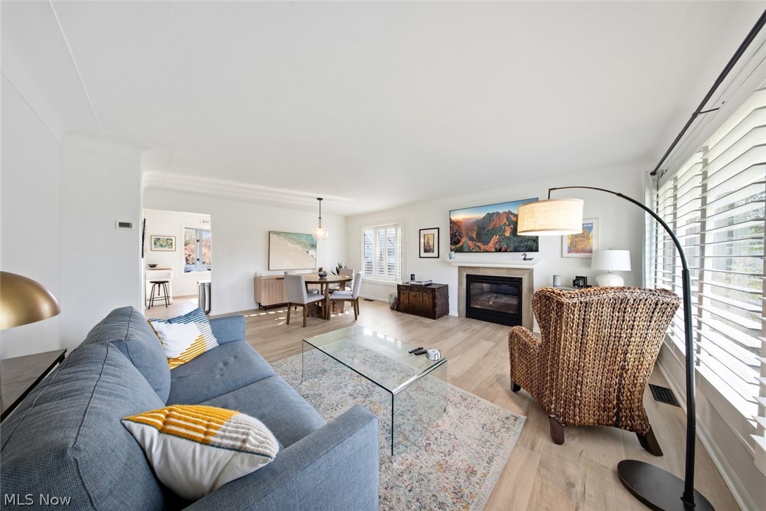 23904 Lake Road Bay Village OH 44140