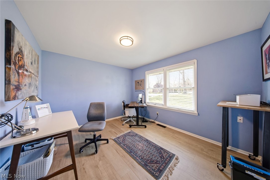 23904 Lake Road Bay Village OH 44140