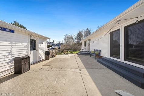 23904 Lake Road Bay Village OH 44140