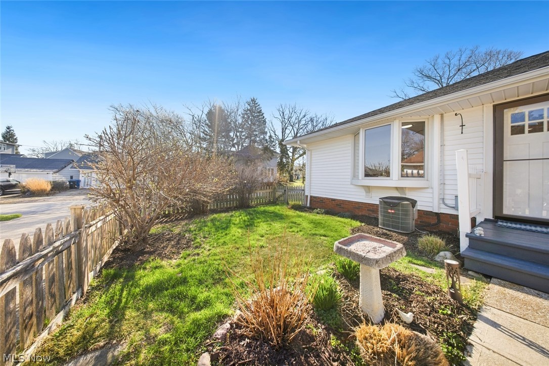 23904 Lake Road Bay Village OH 44140