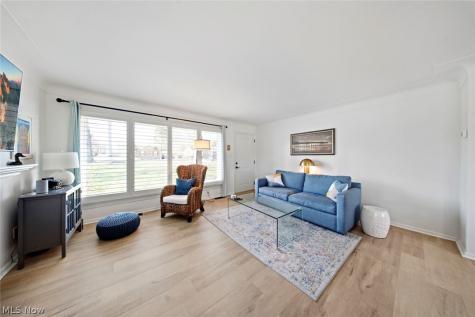 23904 Lake Road Bay Village OH 44140