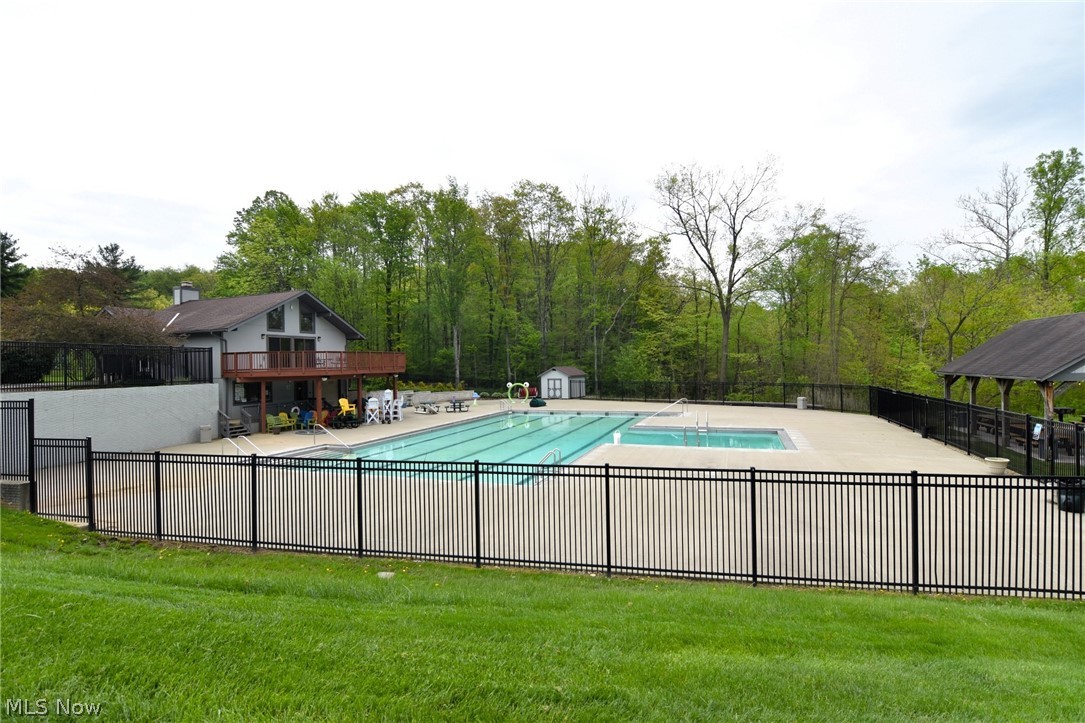 8275 Pebble Creek Court Chagrin Falls OH 44023