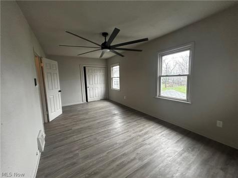12609 Dove Avenue Cleveland OH 44105