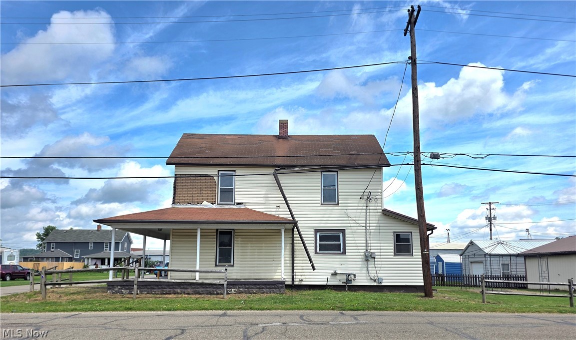2380 S Lawn Avenue Coshocton OH 43812