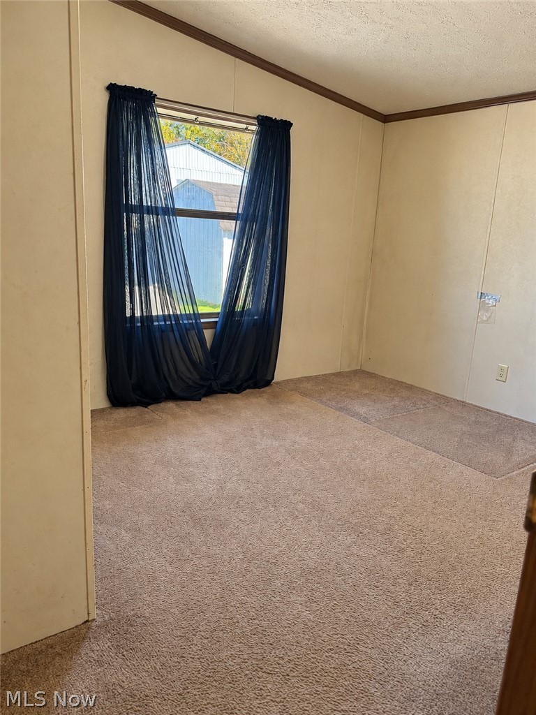 13058 Kevin Lane Chardon OH 44024