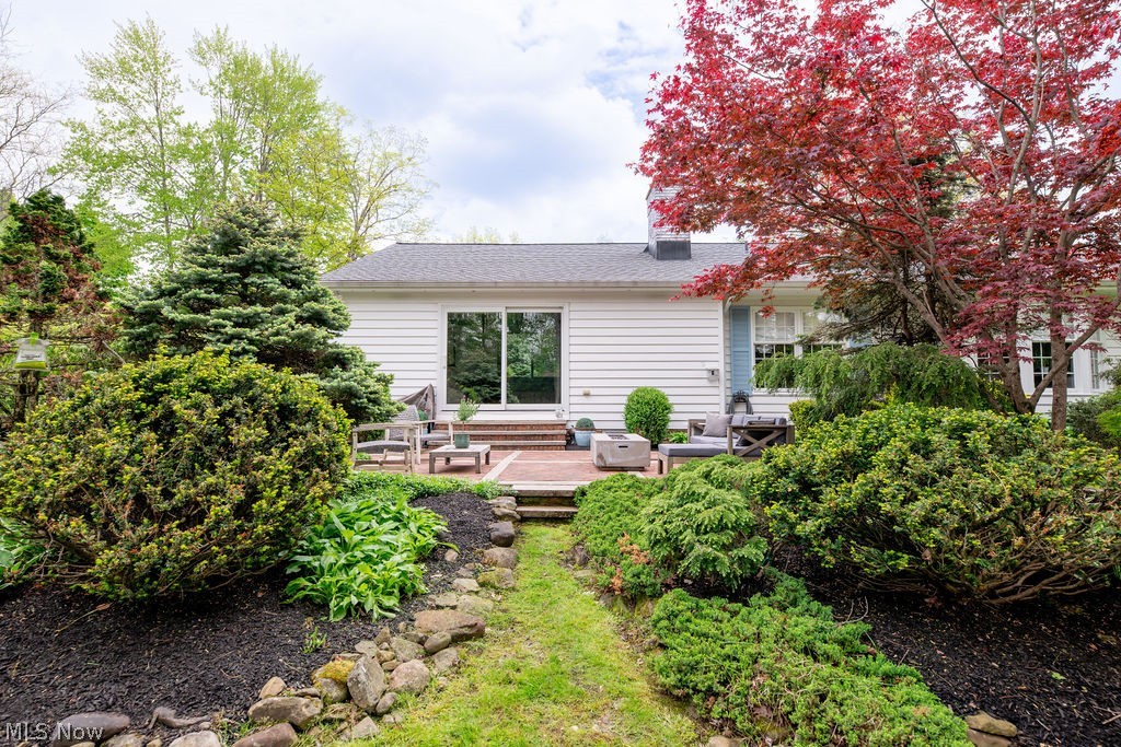537 Coy Lane Chagrin Falls OH 44022