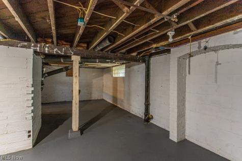 154 S Schenley Avenue Youngstown OH 44509
