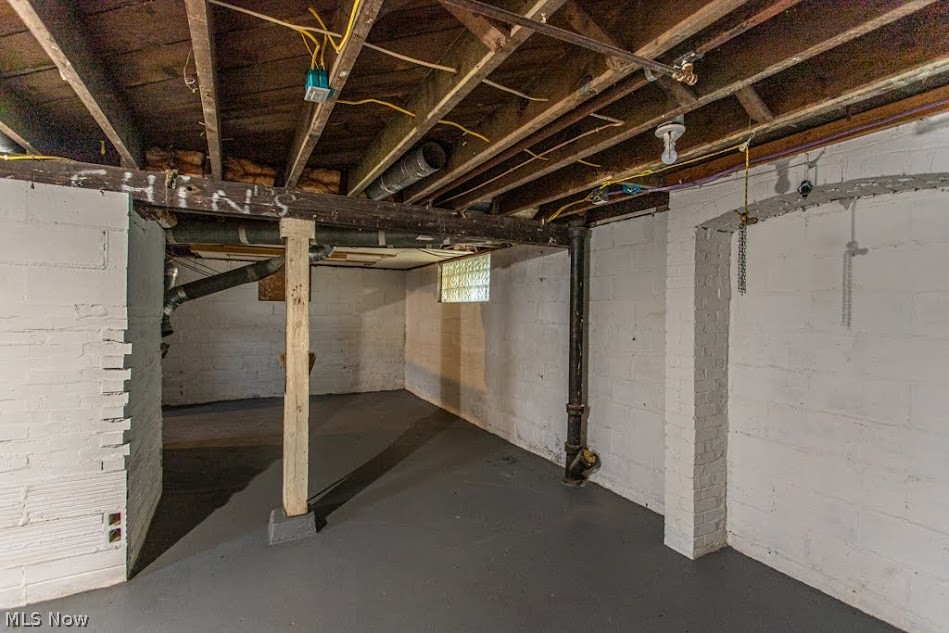 154 S Schenley Avenue Youngstown OH 44509