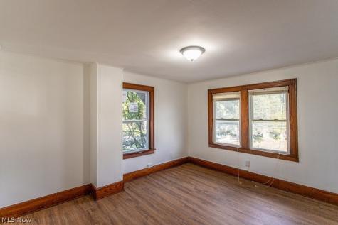 154 S Schenley Avenue Youngstown OH 44509