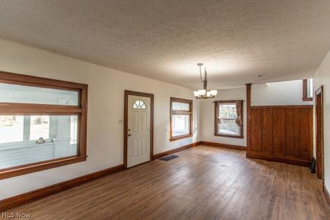 154 S Schenley Avenue Youngstown OH 44509