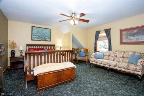 1043 N Honeytown Road Wooster OH 44691