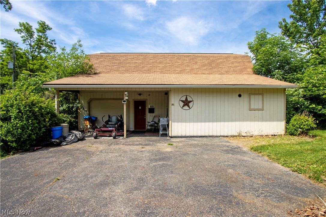 1043 N Honeytown Road Wooster OH 44691