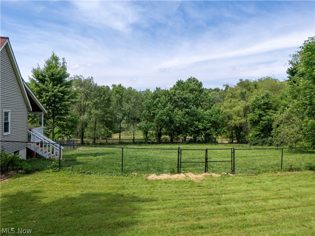1043 N Honeytown Road Wooster OH 44691