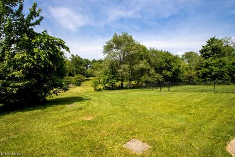 1043 N Honeytown Road Wooster OH 44691