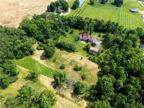 1043 N Honeytown Road Wooster OH 44691