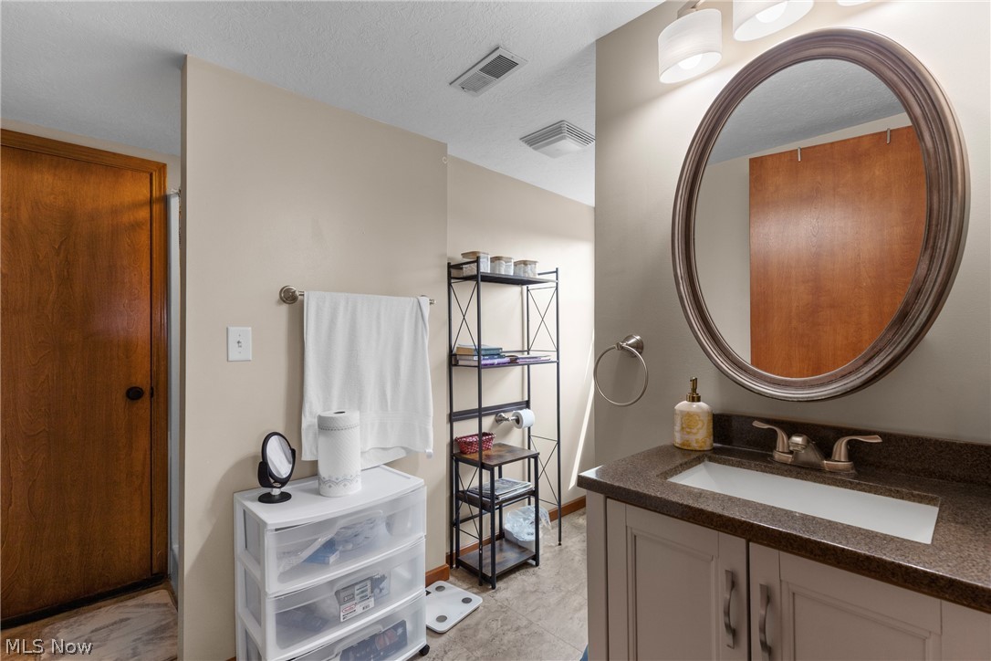 308 Carl Street Barnesville OH 43713