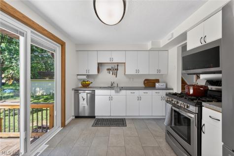 11179 Lafayette Drive Parma Heights OH 44130