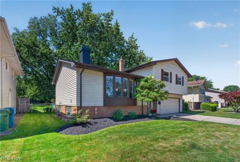 11179 Lafayette Drive Parma Heights OH 44130