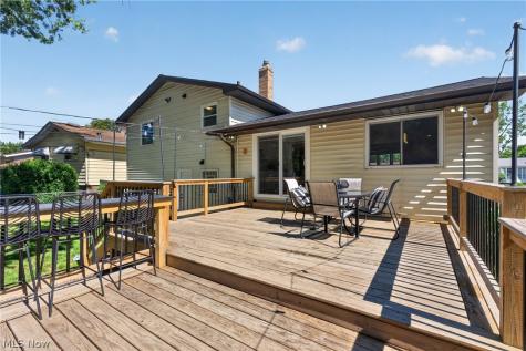 11179 Lafayette Drive Parma Heights OH 44130