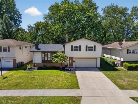 11179 Lafayette Drive Parma Heights OH 44130