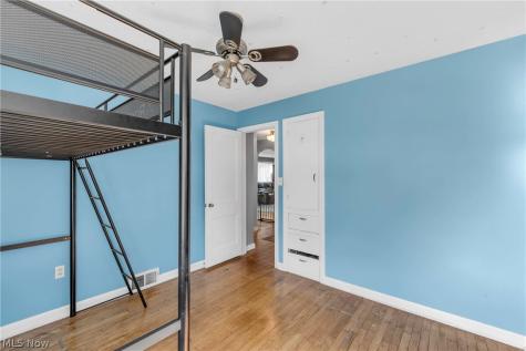 1159 E Robinson Avenue Barberton OH 44203