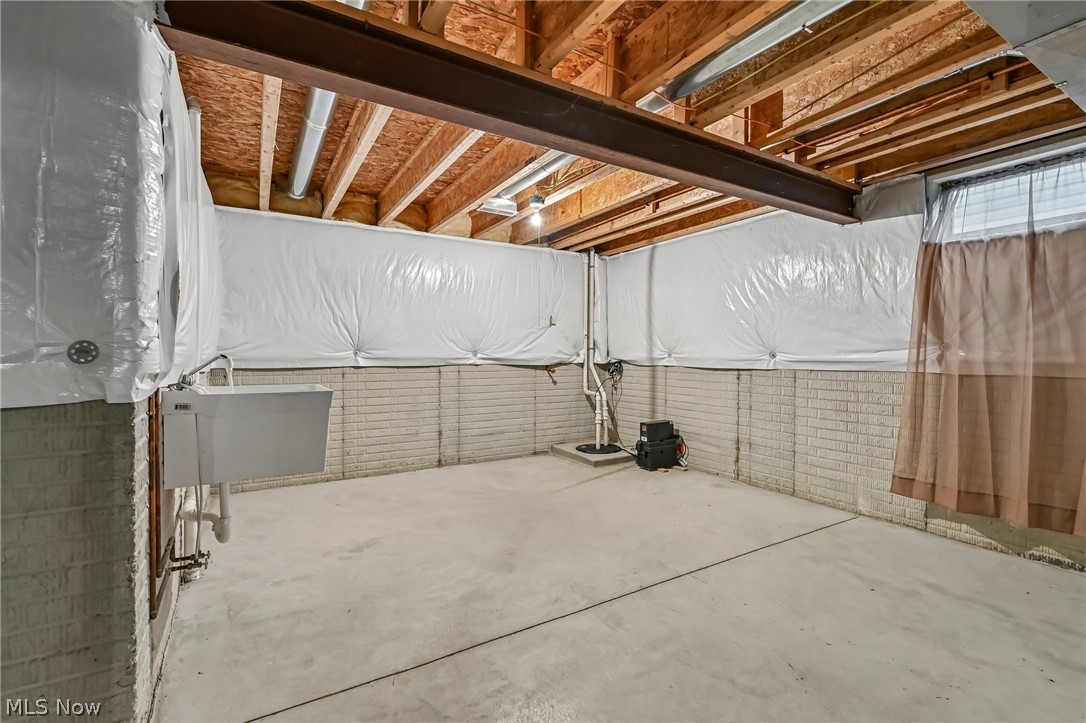 38466 Renwood Avenue Avon OH 44011