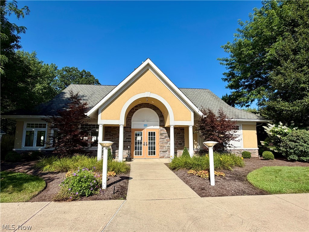 38466 Renwood Avenue Avon OH 44011