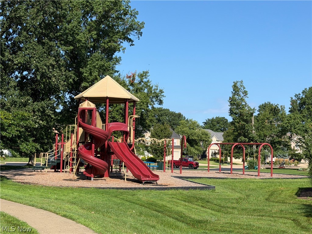 38466 Renwood Avenue Avon OH 44011
