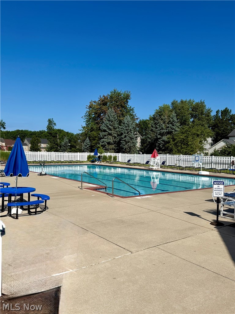 38466 Renwood Avenue Avon OH 44011