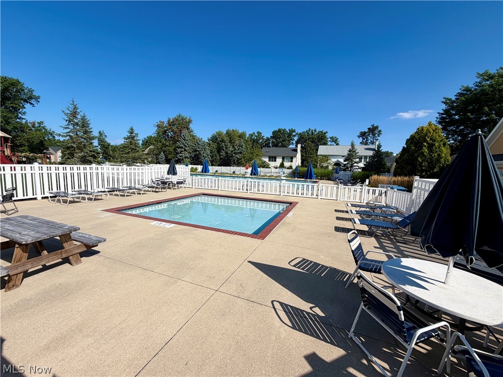 38466 Renwood Avenue Avon OH 44011