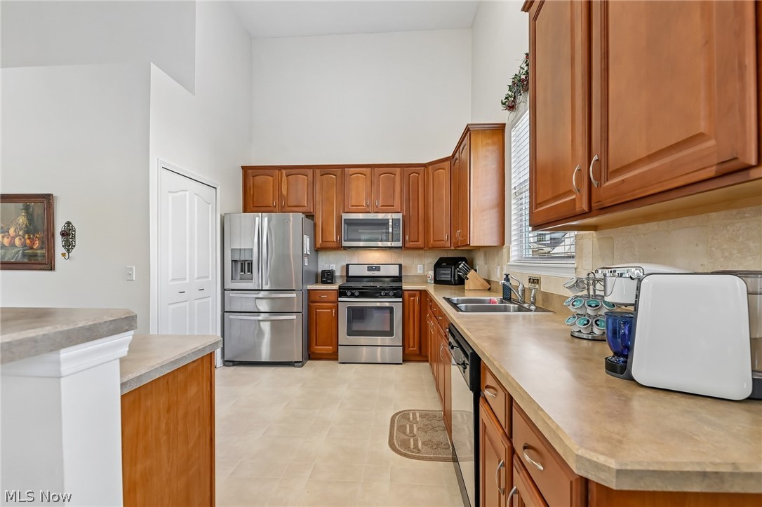 38466 Renwood Avenue Avon OH 44011