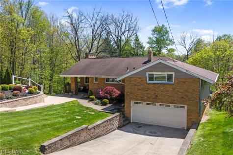 12977 W Pleasant Valley Road Parma OH 44130