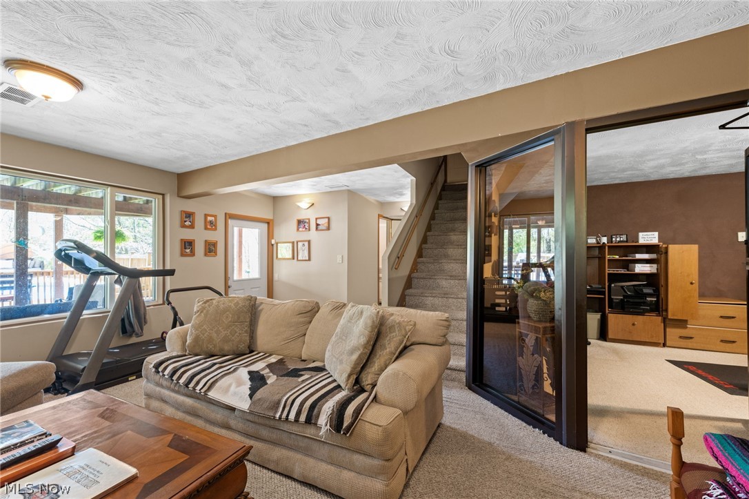 12977 W Pleasant Valley Road Parma OH 44130