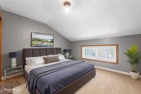 12977 W Pleasant Valley Road Parma OH 44130