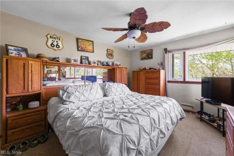 12977 W Pleasant Valley Road Parma OH 44130
