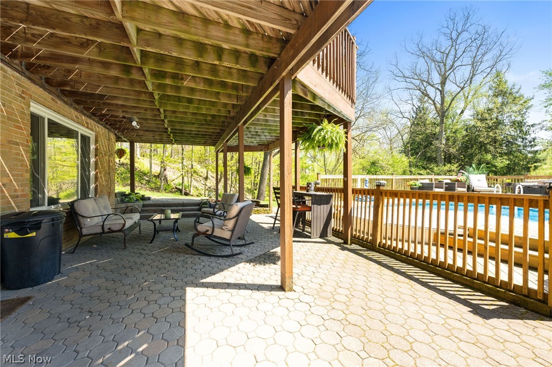 12977 W Pleasant Valley Road Parma OH 44130
