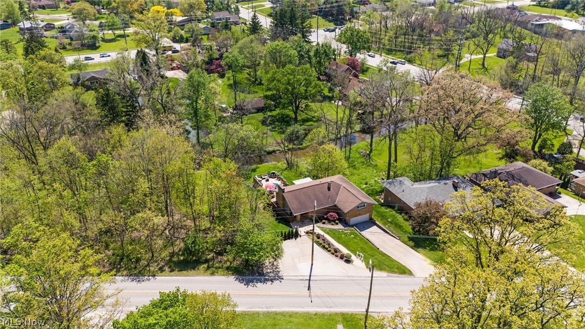 12977 W Pleasant Valley Road Parma OH 44130