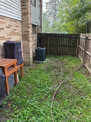 176 Gnau Avenue SW Massillon OH 44646