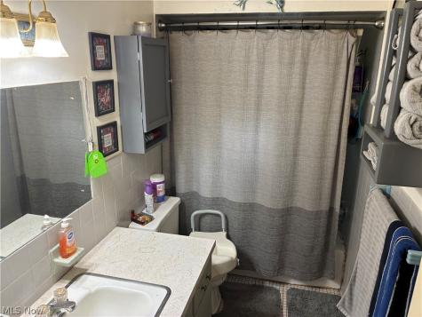 176 Gnau Avenue SW Massillon OH 44646