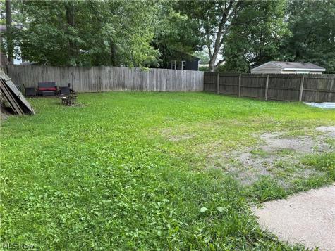 176 Gnau Avenue SW Massillon OH 44646