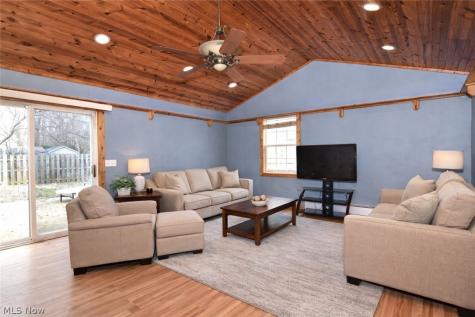 8803 Evergreen Drive Mentor OH 44060